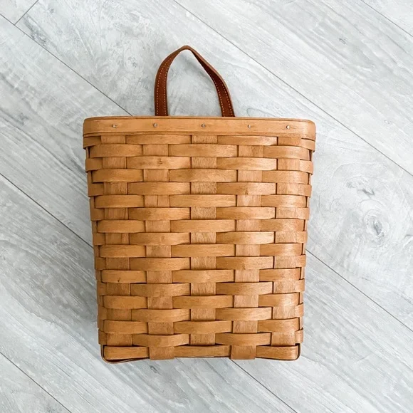 Longaberger Tall Key Basket with Protector - Picture 2 of 6